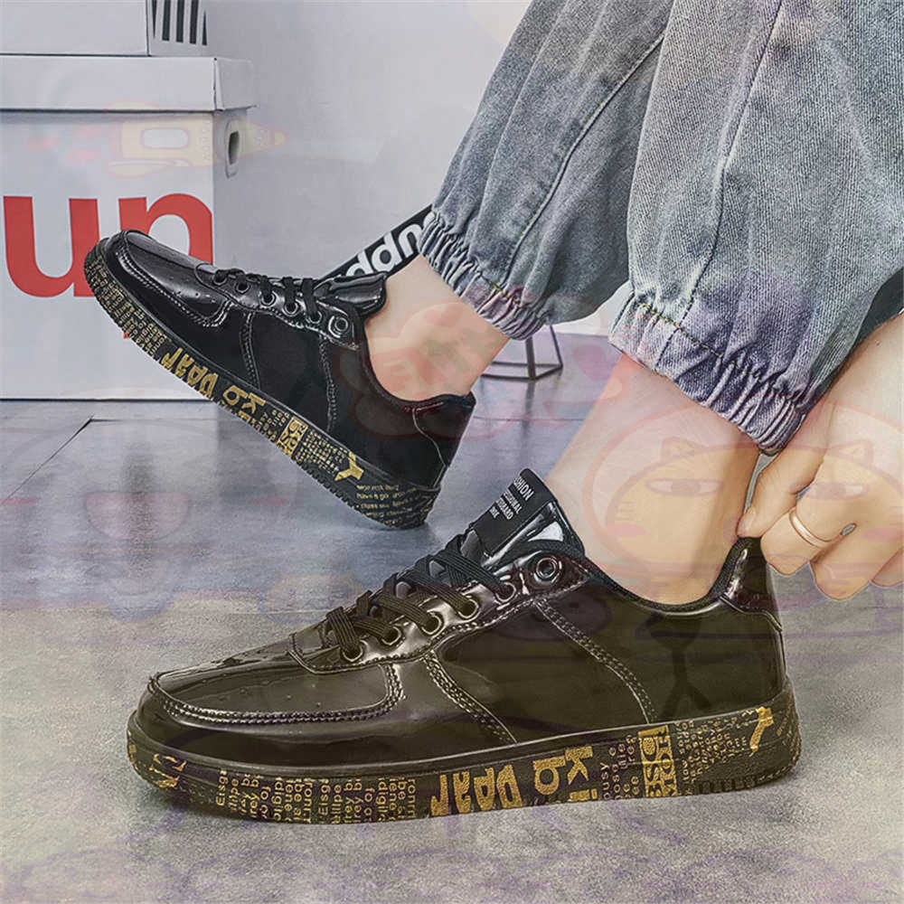 Round Foot Size 45 Sneakers Wh - Outdoor Sport Use Class ulasan dan harga